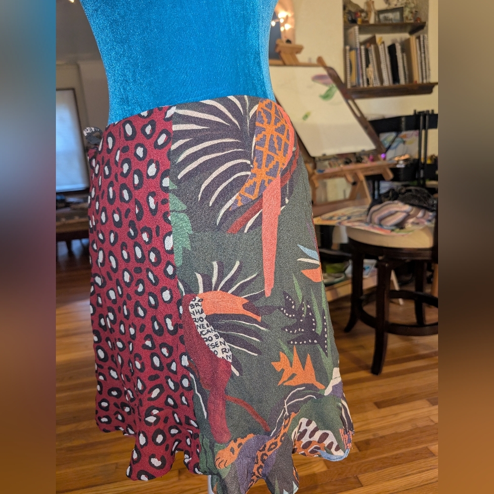 FARM Rio Red and Green Wrap Mini Skirt - Picture 2 of 6